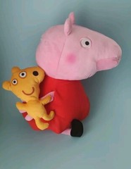 Peppa pig buddy plushie pillow polyester 17 ” soft cozy good condition
