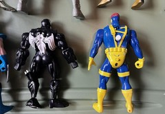 Vintage Marvel Toybiz 10″ Deluxe & 6-7″ Figures Lot of 8 From 90’s LOOK!