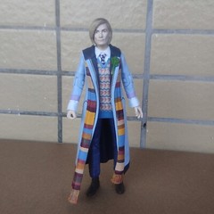 Doctor Who THE 13th Thirteenth doctor the REGENERATION FIGURE 5.5″ old #w1
