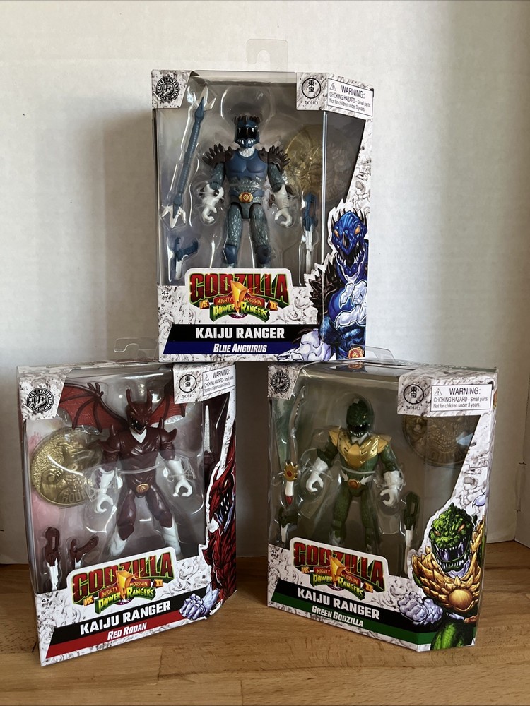 Playmates Godzilla vs Mighty Morphin Power Rangers Kaiju Rangers Red Blue Green