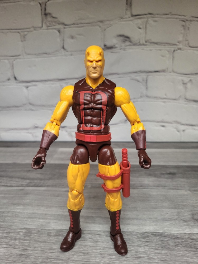 Hasbro Marvel Legends Infinite Series DAREDEVIL Walgreens Yellow Outfit 2015