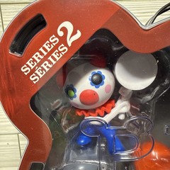 Piggy: Series 2 Mini Figures 10pk ( 3 Mystery ) With DLC Code And Carrying Case!