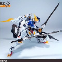 Wolf Remains Heavy Industries 1/60 Logar (Barbatos Lupus Rex) Assembly Model Kit