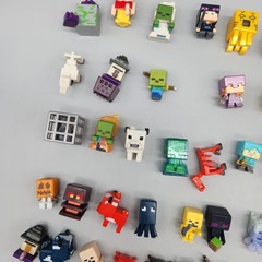 Large Lot of Minecraft Minifigures Blocks Spiders 100+ Mixed *Read & See Photos