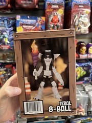 Plunderlings Plunderlong FERAL 8 BALL 1/12 Scale White 5″ Action Figure