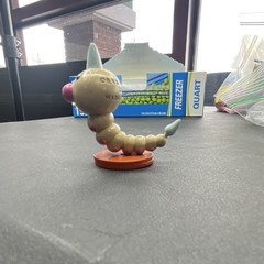 TOMY Pokémon Weedle Beige Plastic Caterpillar Figure Toy w/ Orange Base #5