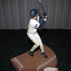 McFarlane 2002 Ichiro Suzuki Seattle Mariners MLB series 1 (open/loose)