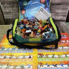 SKYLANDERS 🔥CLEARANCE Lot of 39 , instructions manual, poster and Travel Case
