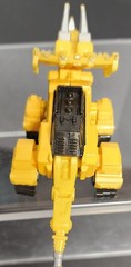 2015 Dinotrux Dozer 4.5″ Diecast- Yellow Triceratops Figure- Dozeratops