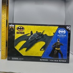 DC Spin Master Batman Returns Batwing & 4” Figure 85 Yrs Keaton Limited Edition