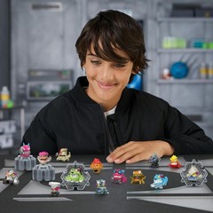 Swarms Series 3, Hyper Fusion Series, 14 Pack Collectible Micro Beasts, 14 Co…
