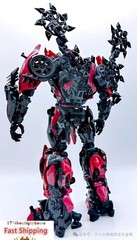 New BOX Unique Toys UT R-09 Red Destroyer AUTOBOT TRANSFORMER MOVIE ALLOY 9″ USA