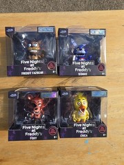 Five Nights at Freddy’s Metalfigs Lot of 4 – Freddy, Bonnie, Chica, Foxy –…