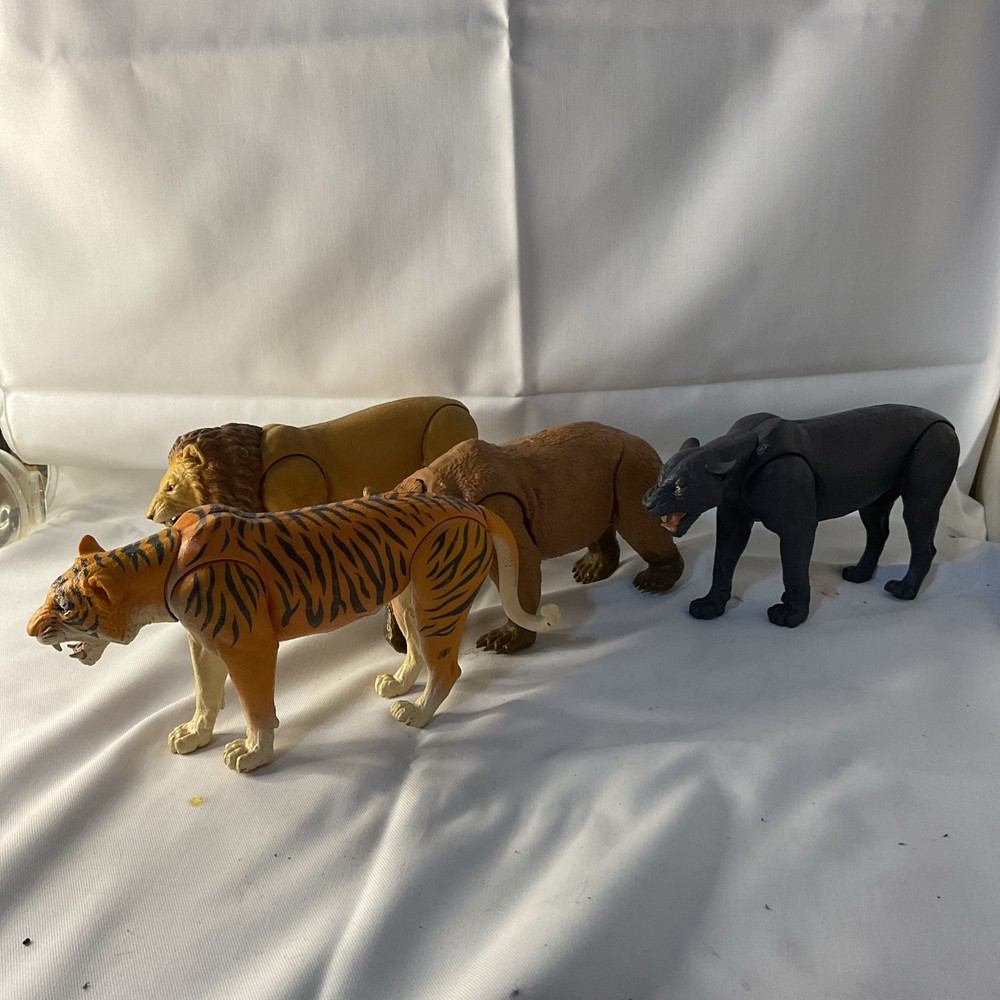 Jumanji Moving Animal Action Figure Lot Of 4 Bear, Lion, Tiger Panther Big Cats