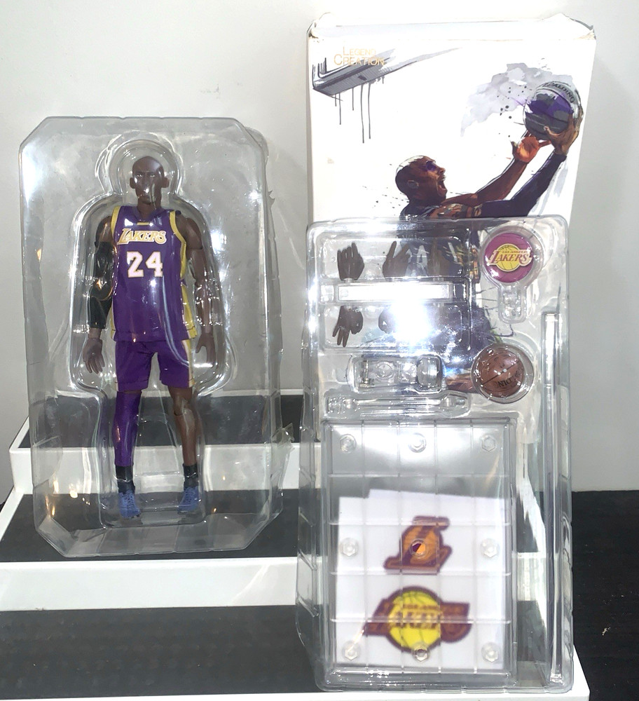 Legend Creation Motion Masterpiece Series 1 Kobe Bryant LA Lakers Action Figure!