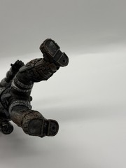 NECA Gears of War 2 Colonel Victor Hoffman – Toys R Us Exclusive 2008 – LOOK!