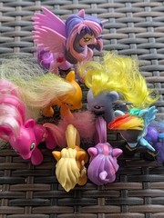My Little Pony G4 FiM 3″ Figure Lot Of 7 Toys w/ Brushable Hair 2010 Magic