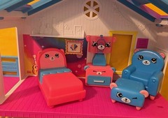 SHOPKINS Playset HAPPY PLACES Rainbow Beach +Reef Retreat +3 Dolls +Figures LOT