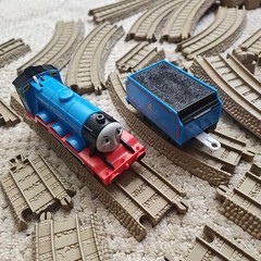 HIT TOYS Thomas The Train Trackmaster 2006 Mixed Track And Train Lot