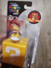 Jakks Pacific Super Mario Bros Movie Cat Mario 1.25 in Miniature Figure Yellow