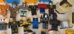 Roblox Huge Lot Of Mixed Roblox Action Figures Parts And Accessories