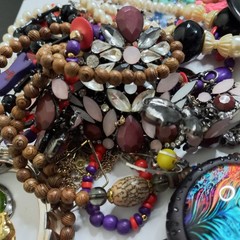 1 Pound Craft Jewelry Lots- Great For Making Jewelry Crafts- Make An Offer!