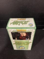 ToyFare Exclusive Alley Cat, Alley Baggett Figure Wizard World