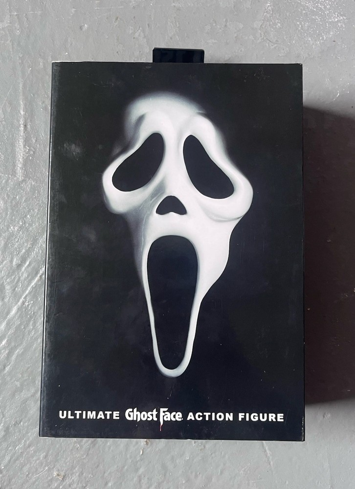 Ghost Face 7″ Scale Official Action Figure Ultimate Ghostface Scream Read