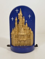 1999 Disney Sleeping Beauty Castle 4″ McDonald’s EUROPE Disneyland Paris Train