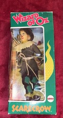VINTAGE 1974 MEGO WIZARD OF OZ SCARCROW W/DIPLOMA ” 8″ DOLL W/ORIG BOX-NIB-NICE!