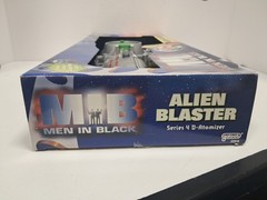 Men In Black – ALIEN BLASTER SERIES 4 D-ATOMIZER – New – Galoob – 1997