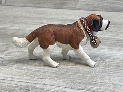 PAPO Dog and Cat Companions Saint Bernard Toy Figure, Brown/White (54009)