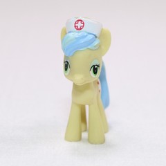 My Little Pony Nurse Snowheart Blind Bag Wave 9 Pony Figure Miniature Toy