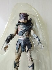 NECA Predator Series 1 Masked Berserker Predator 7″ Action Figure