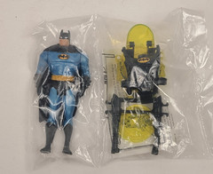 KENNER Vintage 1995 Batman Mail Away Animated Series Battle Helmet Action Figure