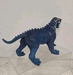 Vintage 1984 Imperial Knights & Daggers 10″ Blue Sabertooth Komodo Dragon