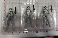 3 Star Wars The Black Series 6″ AT-AT Driver #31 New in Plastic Bubble Figures