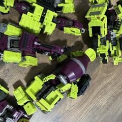 NBK Deformation Oversize Toys Robot Devastator Engineering Combiner INCOMPLETE