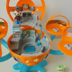 Octonauts Sound And Light Octopod Castle, Adventure Playset + 8 Figures Toys