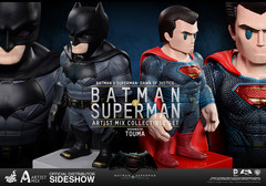 Batman v Superman Static Figure Bobblehead Artist Mix Batman & Superman Hot Toys
