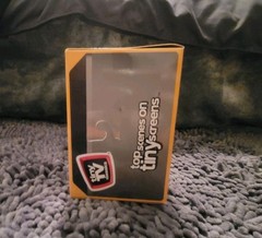 Family Guy Tiny TV Classics Edition Working Mini Television Toy w/ NEW BATTERIES