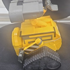 WALL-E Action Figure Plastic Yellow/Gray/Black Disney Pixar Movie Character