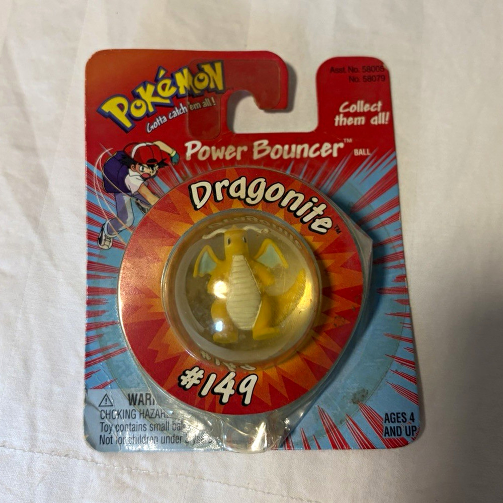 Hasbro Pokémon Power Bouncer Ball Dragonite #149