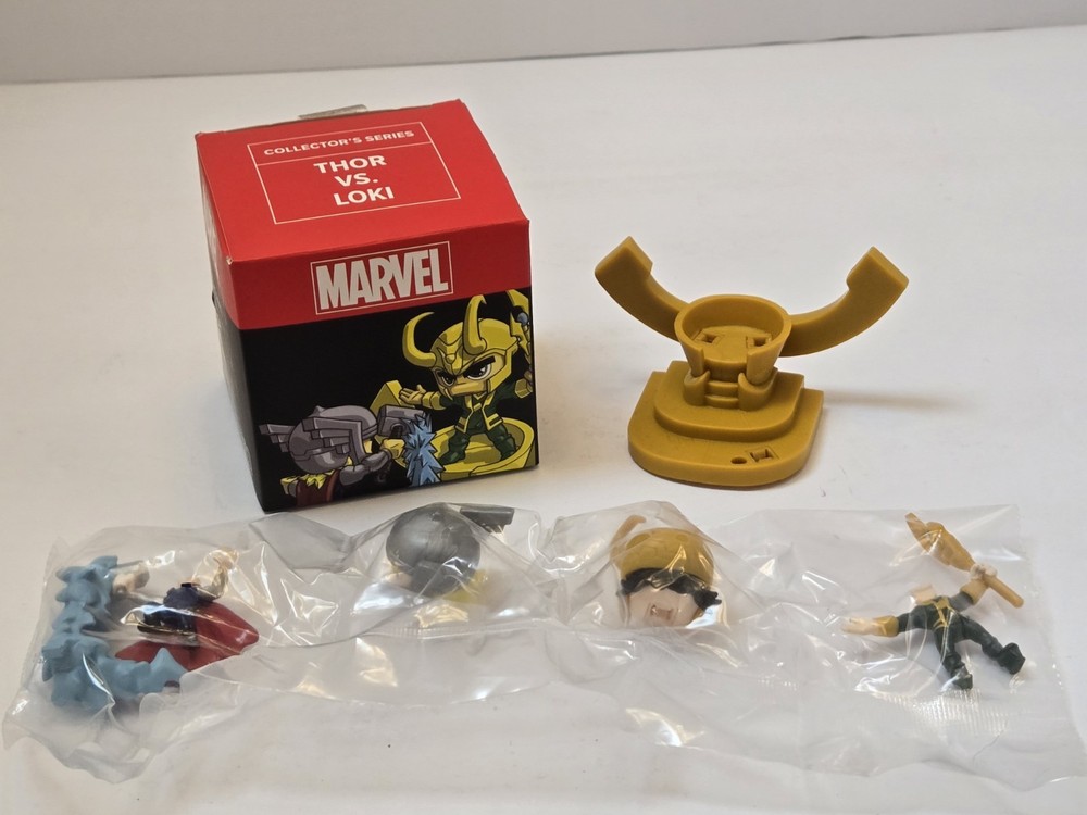 New Loot Crate PhatMojo Marvel Collector Series Thor vs Loki Mini Figures FP20
