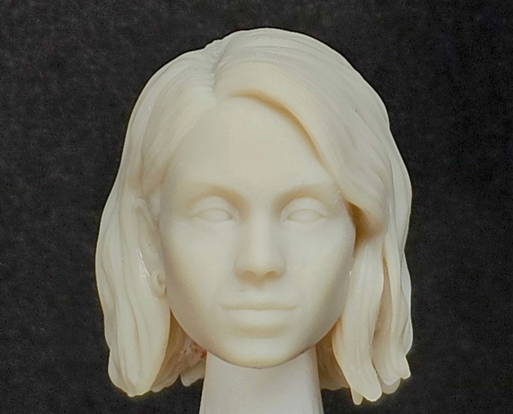 SYDNEY SWEENEY HEAD SCULPT UNPAINTED 1/12 1/10 1/6
