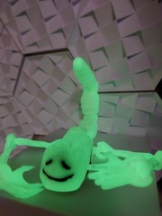 Bridge Worm SCP Figure | Glow in the Dark | Articulated