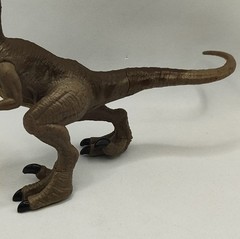 Jurassic Park World Velociraptor RAPTOR Dinosaur Action Figure 6″ Brown 2017