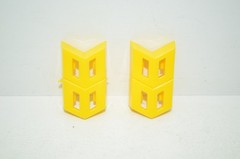 original G1 Transformers OMEGA SUPREME MEDIUM YELLOW LEG CLIP x2 shield part