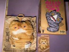 NEW Fuggler Alley Cats Stinkface 5″ Plush Keychain Dangler Bag Charm