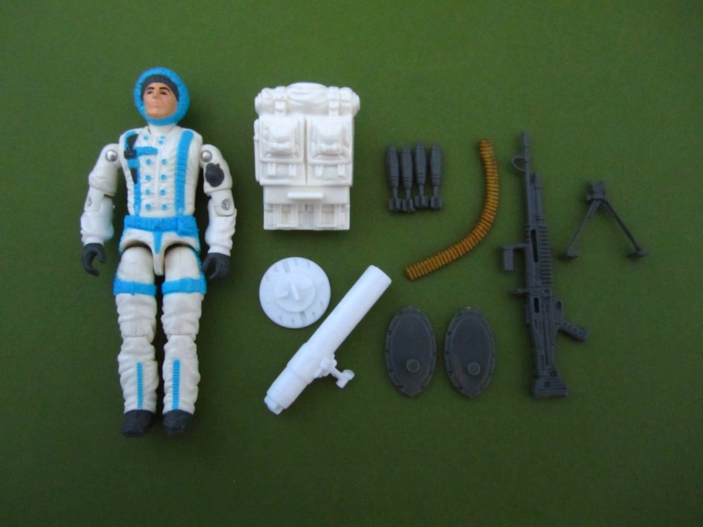 💥 1990 Vintage GI Joe Winter Operations Specialist Sub-Zero Action Figure